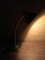 WH28445【四十八號老倉庫】二手 早期 台灣 布燈罩 木柄 木座 拉條開關 桌燈 檯燈 高31cm 1盞價 歷史價格詳細信息