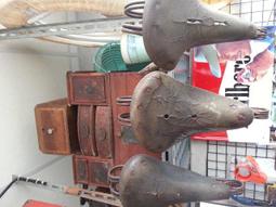 早期 老硨製 原木 吊燈 木座 . 大 徑 9 高 2.1 小 徑 7.6 高 2.6 歷史價格詳細信息