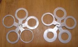 早期----大鏢客 牛仔裝----鑰匙圈---3.2x4.2公分---銅質 歷史價格詳細信息