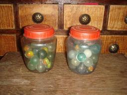 庄腳柑仔店~早期糖果罐氣泡玻璃罐B含巧克力糖整桶合拍~尺寸:口徑12*高31公分 歷史價格詳細信息