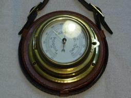 早期----大鏢客 牛仔裝----鑰匙圈---3.2x4.2公分---銅質 歷史價格詳細信息