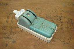 庄腳柑仔店~早期陶瓷開關閘A 歷史價格詳細信息