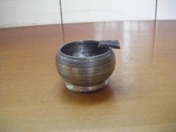 泰國錫製茶壺組 壺約16*9cm托盤直徑約24.5cm保存良好 歷史價格詳細信息