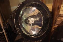 探照燈(9)~船燈~E40~不附燈泡~功能正常~不吸磁~總長約33CM~懷舊.擺飾.裝飾 歷史價格詳細信息