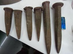 六本 偷偷看一下：夜晚+動物的家+動物園+農場+恐龍+花園 可單買 歷史價格詳細信息