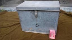 早期鐵箱(8)~~收銀箱.錢箱~~3抽~~無底部~~無鑰匙~~懷舊.擺飾.道具 歷史價格詳細信息