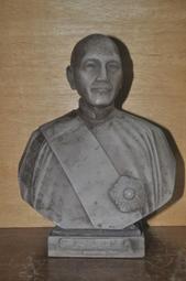 總統蔣公九十週年誕辰紀念---親愛精誠----蔣中正---直徑4.1公分----金屬材質--陸軍官校校訓--親愛精誠 歷史價格詳細信息