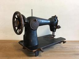 WH3959【四十八號老倉庫】全新 早期 台灣 花 按壓式 玻璃內膽 鐵皮 熱水瓶 保溫瓶 燒罐 高47cm 特價 歷史價格詳細信息