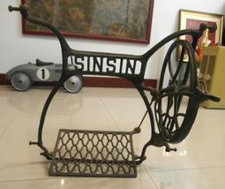 早期縫紉機.裁縫機.針車車頭(2)~勝家~SINGER~只有車頭~懷舊.擺飾 歷史價格詳細信息