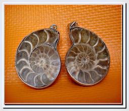 一枚珍藏早期國軍某部隊師長贈送有隊徽之功在大?紀念品 (舊品) 歷史價格詳細信息