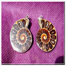 一枚珍藏早期國軍某部隊師長贈送有隊徽之功在大?紀念品 (舊品) 歷史價格詳細信息