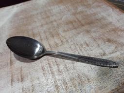 早期~~~~~明治奶粉贈送的小刀 歷史價格詳細信息