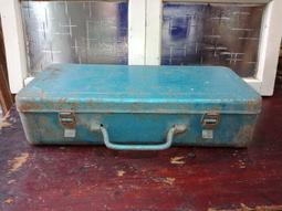 早期 柑仔店 鐵門 鐵窗 電扇 牛車輪 木門 文創咖啡廳 歷史價格詳細信息