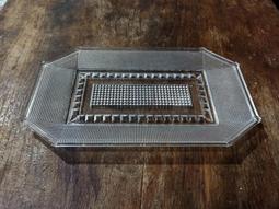 老玻璃果盤，美品小玻璃盤，精美老玻璃盤，一百年歷史左右了，器9819 歷史價格詳細信息