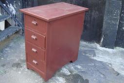 庄腳柑仔店~早期4格玻璃窗檜木窗一對~尺寸:84.5*107*3公分,,鄉村雜貨,,懷舊餐廳,,婚禮佈置,, 歷史價格詳細信息