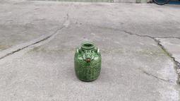 【安鑫】大型早期古早綠釉甕 陶瓷酒甕/釀酒瓶子/釀酒甕/醃梅甕/釀藥洒甕 空洒瓶老酒甕古物【A1132】 價格比較,價格查詢,歷史價格詳細信息
