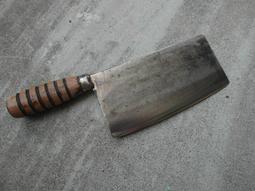 50年代--陸軍兵工--汽車基地勤務廠敬贈紀念牌飾--金屬材質 歷史價格詳細信息