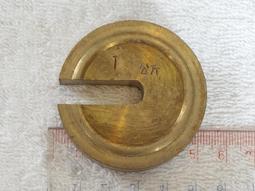 早期秤子.秤錘.磅子.砝碼(31)~同~1/50~會吸磁~重約400g~上標示20公斤 歷史價格詳細信息