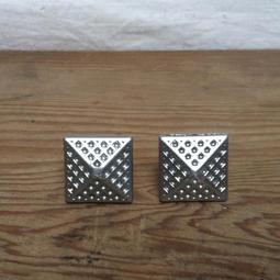 WH5279【四十八號老倉庫】全新 日本製 結晶釉 三乳足 菸灰缸 燭台 香氛 精油 碟子 11.5cm 1缸價 歷史價格詳細信息