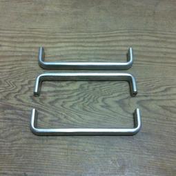 WH8843【四十八號老倉庫】全新 早期 台灣 金屬 抽屜 取手 把手 手把 拉把 手工 木作 1個價【抽屜櫥櫃書桌木工 歷史價格詳細信息