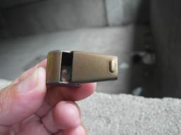 早期---台灣軍管區司令贈---紀念---銅製--鑰匙圈-----直徑4.3公分---陳守山將軍贈 歷史價格詳細信息