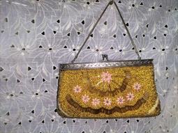 庄腳柑仔店~早期手提式黑膠唱機~尺寸:27.5*20*8公分 歷史價格詳細信息