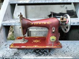 庄腳柑仔店~早期裁縫機鐵腳鐵架多款式樣 歷史價格詳細信息