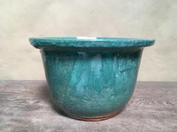 WH24092【四十八號老倉庫】全新 早期 台灣 荷葉邊 手繪 蓋印 山水人家風景 盤 圓盤 24.2cm 小瑕 1盤價 歷史價格詳細信息