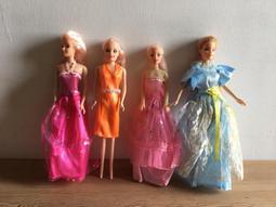 二手, 芭比娃娃 配件 / 鞋子,眼鏡,手提包,吹風機,梳子 歷史價格詳細信息