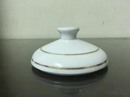 WH26176【四十八號老倉庫】全新 早期 台灣 手繪 胭脂紅 花 碗 15.7cm 1碗價【懷舊收藏拍片道具】 歷史價格詳細信息