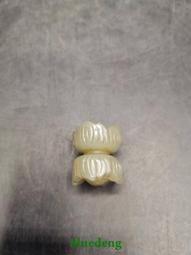 雕刻細膩的糕點模具多孔圖案，惜黑的部分被火燒過，品相如圖，看20284 歷史價格詳細信息