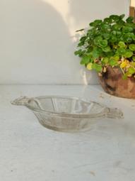 老玻璃果盤，美品小玻璃盤，精美老玻璃盤，一百年歷史左右了，器9819 歷史價格詳細信息