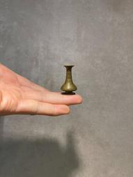 清代銅製缽式大筆洗，包漿醇厚，銅質精良。斂口、平足、矮樁造型104 歷史價格詳細信息