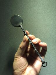 清代鐵製香爐，皮殼斑駁。平足、敞口，整體光素無工，盡顯極簡美51 歷史價格詳細信息