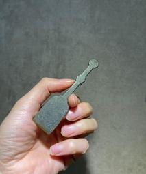 清代銅製朱砂筆舔，表面鐵殼銹滄桑感十足，器呈圓形，施祥云小舔147 歷史價格詳細信息