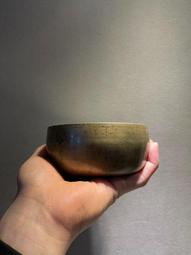 清代銅製朱砂筆舔，表面鐵殼銹滄桑感十足，器呈圓形，施祥云小舔147 歷史價格詳細信息