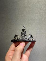 早期清代西藏密宗藏傳大法王名款礦物彩手繪、描金、色彩絢麗、構圖嚴謹唐卡(西藏喇嘛血手印加持)絕對真品(誠可議) 歷史價格詳細信息