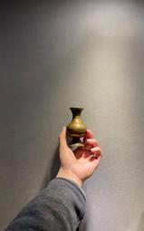 民國銅煙盒極美鑲嵌馬頭銅鍍鉻煙盒保真保老品相好，就是上面馬頭14160 歷史價格詳細信息