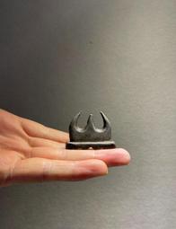 清代銅製山子筆架，包漿厚重，腰部起雙股筋紋，線條挺拔，小巧文225 歷史價格詳細信息