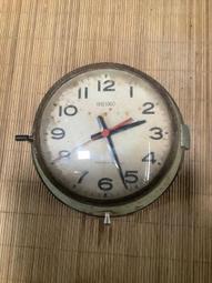 正老 TOYO 超凸玻璃 電鐘 準確 . 白色面板 金色鋁字 . 全新 JAPAN 機心準確.  電池驅動 歷史價格詳細信息