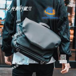 GYXX/光影行星星跡斜挎包男款單肩背包機能胸包通勤休閑潮平板包 歷史價格詳細信息