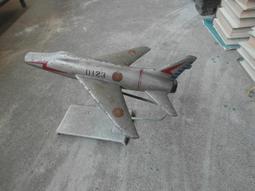 早期-----眷村--- 海軍帽徽改---鑰匙圈-----2.3x3.6公分------軍艦 歷史價格詳細信息