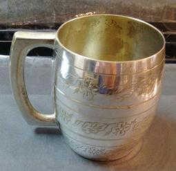 237 高級英格蘭鍍銀杯 Silver Plated Barrel Shaped Tankard with Flower 價格比較,價格查詢,歷史價格詳細信息