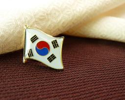 胸針 別針 韓國卡通可愛表情笑臉胸針胸花開衫別針扣針毛衣圍巾服裝配飾品女 衣服配飾-寶島百貨 歷史價格詳細信息