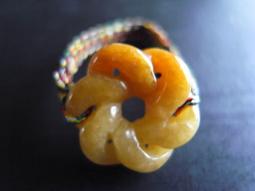 蓓伊蕾手創玉戒指天然黃玉撘配五色線編織製作可招財氣【全館優惠中 】 價格比較,價格查詢,歷史價格詳細信息