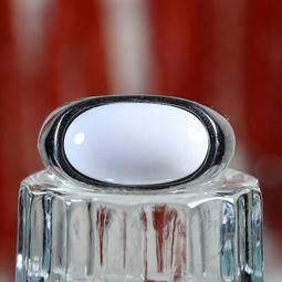 Gsd 140????綠玉髓霸氣女性款玉石925玫瑰金銀(k)戒子，獨款加工現貨供應????可點圖放大觀看???? 歷史價格詳細信息