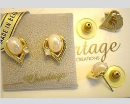 比利時【Chartage】無過敏無鎳包18K金養珍珠鑲嵌水晶鑽穿耳耳環 (8913209) 歷史價格詳細信息