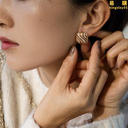 布契拉提款～0.85ct玻璃體電光祖母綠吊墜，18K金鉆石彩寶奢華高級3580vividg 歷史價格詳細信息