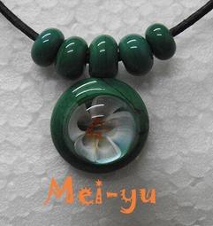 豬豬姨~Auntie Piggy~甜甜圈玻璃珠項鍊~彩虹甜甜圈玻璃項鍊~很特別玻璃項鍊~ 歷史價格詳細信息