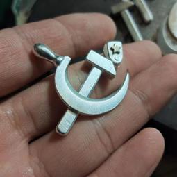 #項鏈 千足銀情侶項鏈吊墜 S999銀手工打造純銀項鏈吊墜，19 歷史價格詳細信息